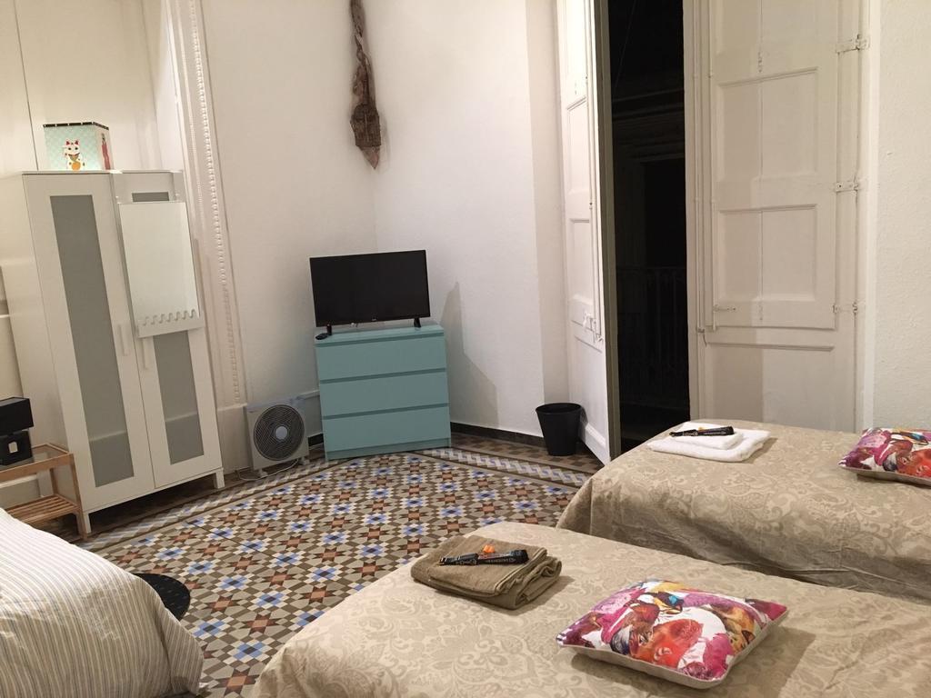 Guest house Happy @ *