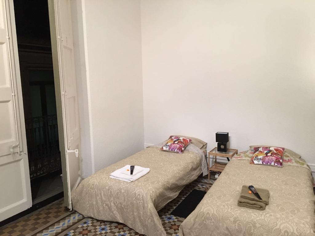 Guest house Happy @ Barcelona